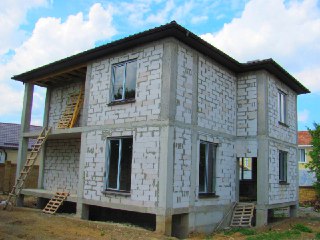 Строительство дома из пеноблока под ключ Сургут цены от 12341 руб.